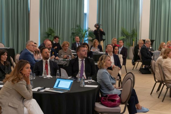 AmCham Srbija okupila institucije regiona u borbi protiv nelegalne trgovine